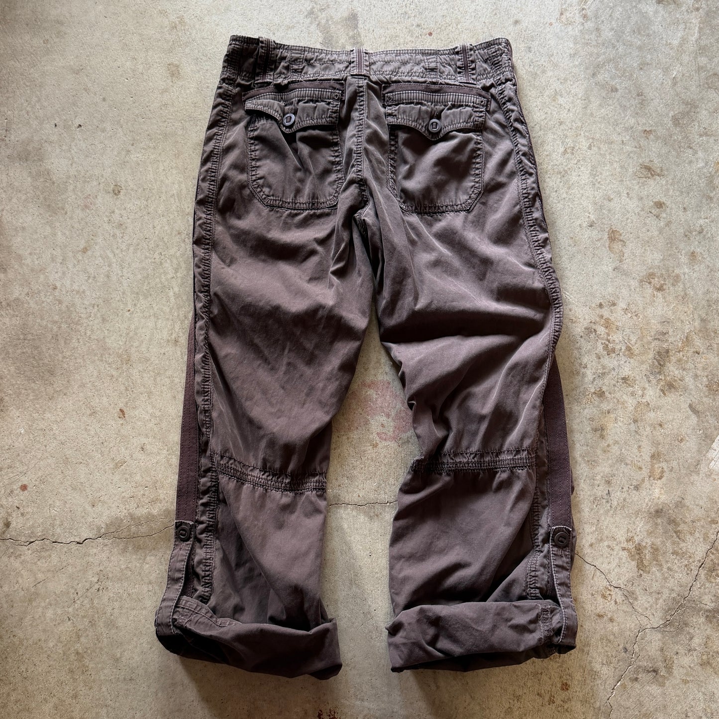 (6R) gap cargo pants/capri