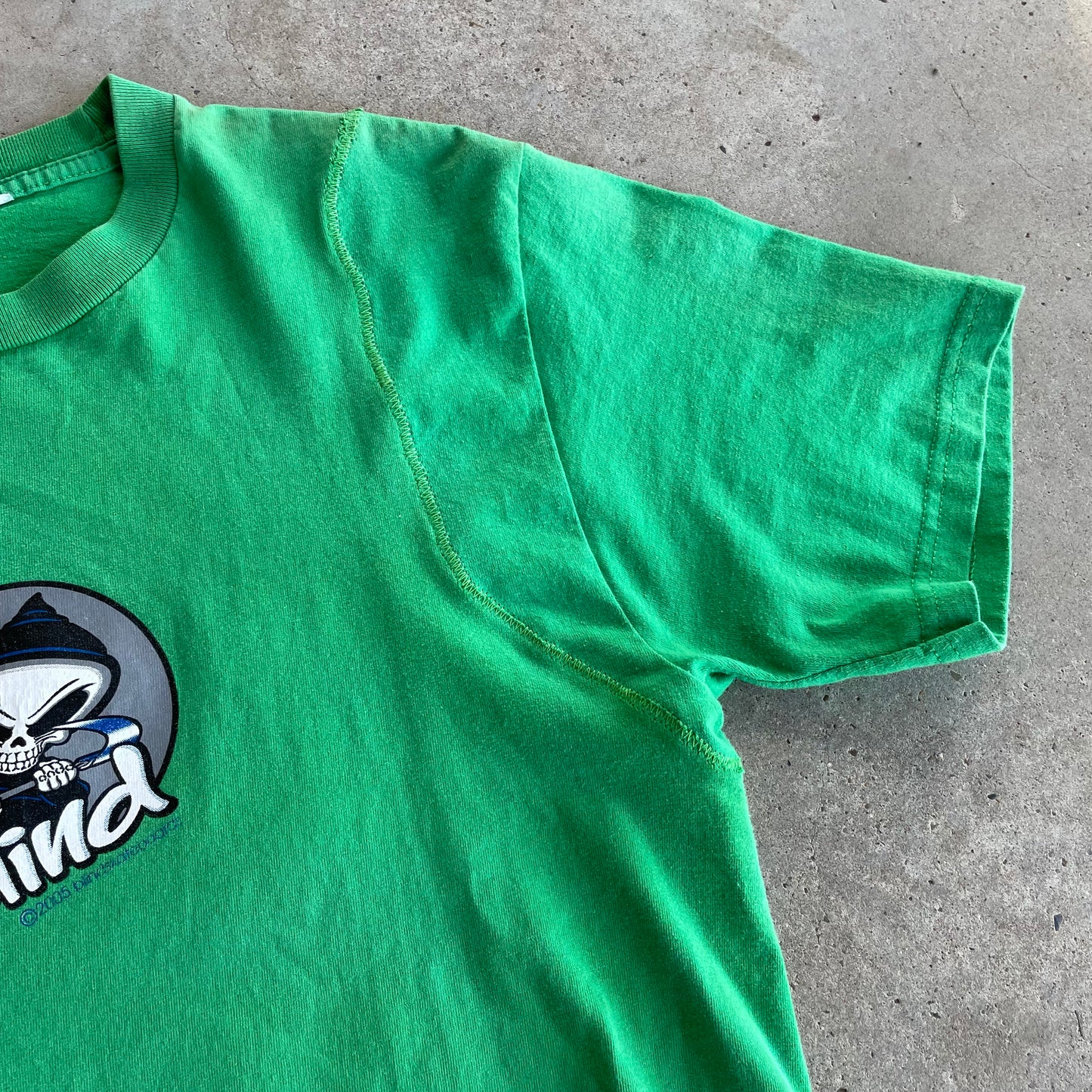 (S) 2005 Blind skateboards reworked tee