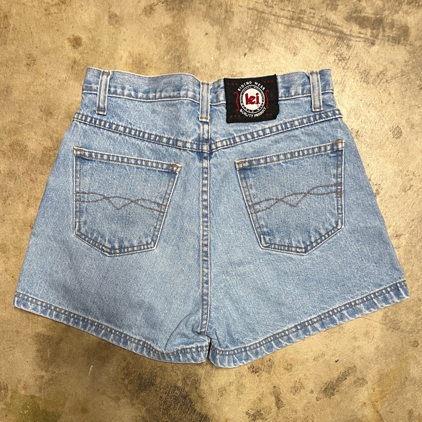 (girls 9) lei flowers mini shorts