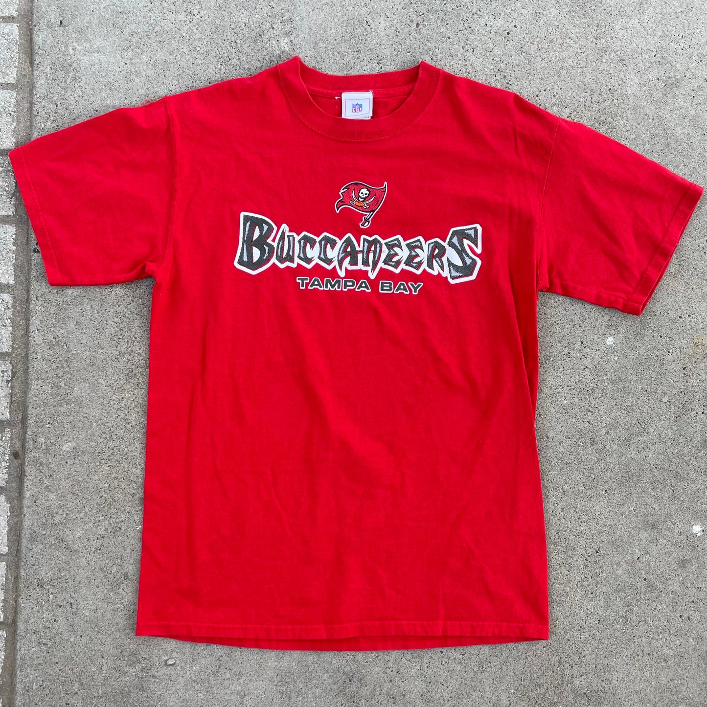 (M) Buccaneers tee
