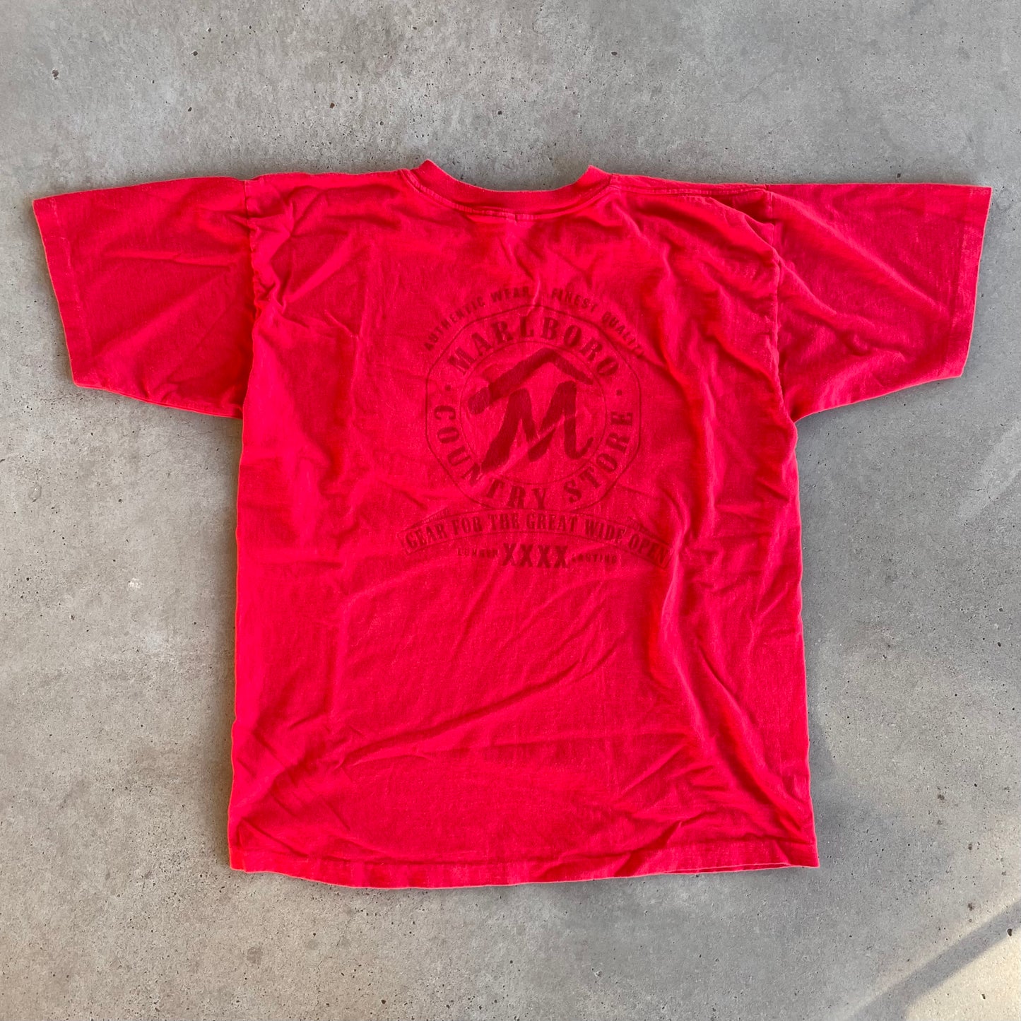 (XL) Vintage Marlboro tee