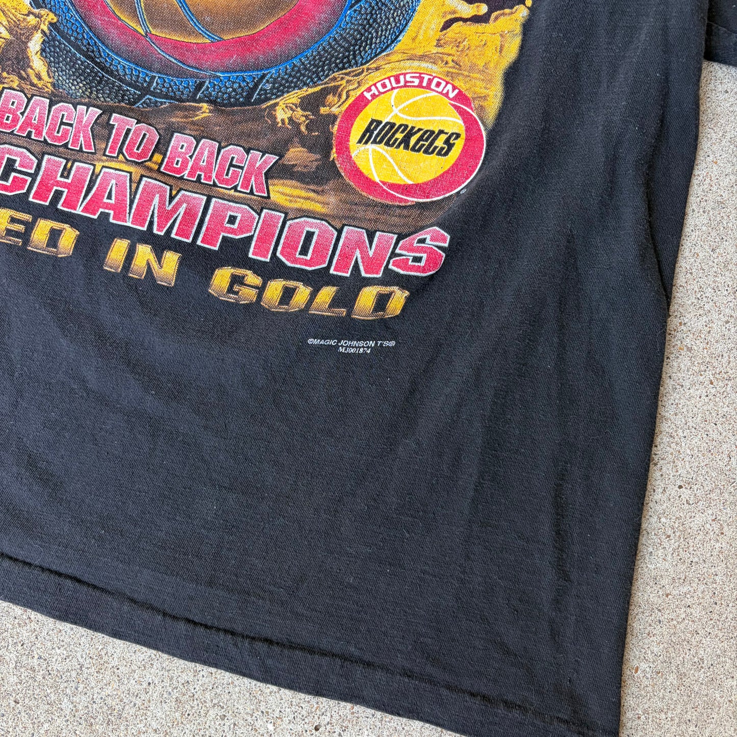 (L) 90s Houston Rockets tee