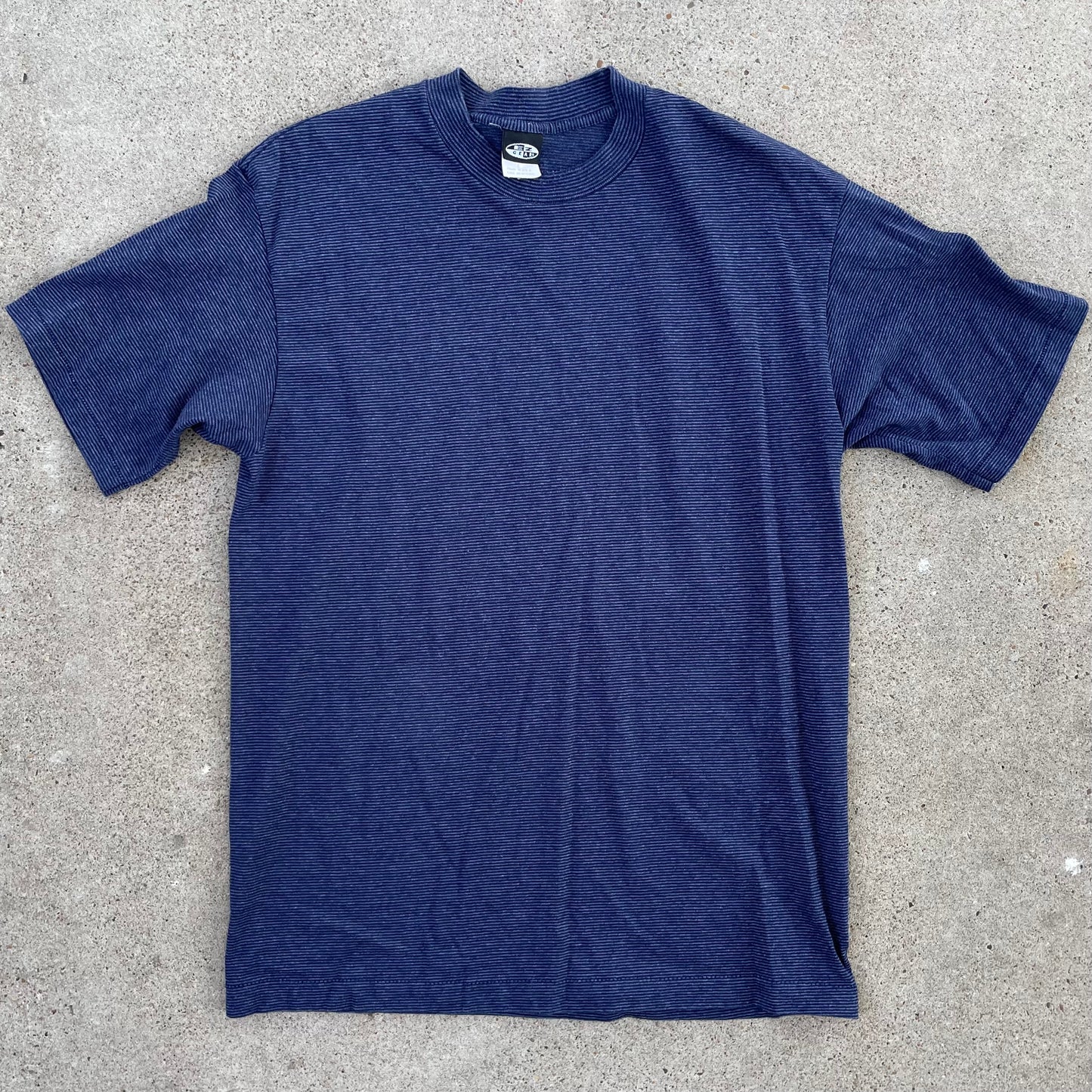 (L) Vintage EZ Gear tee