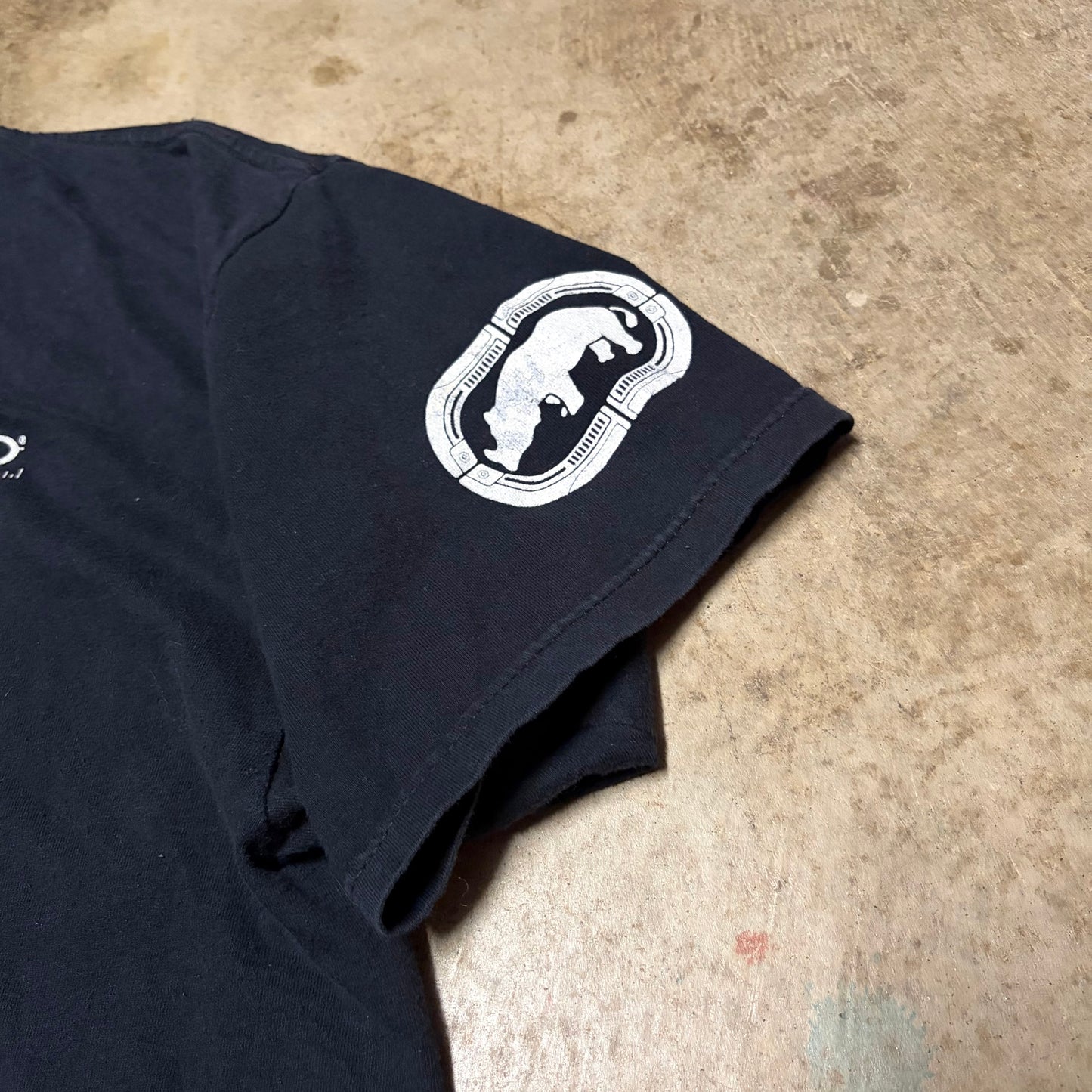 (2XL) Halo VS Ecko tee