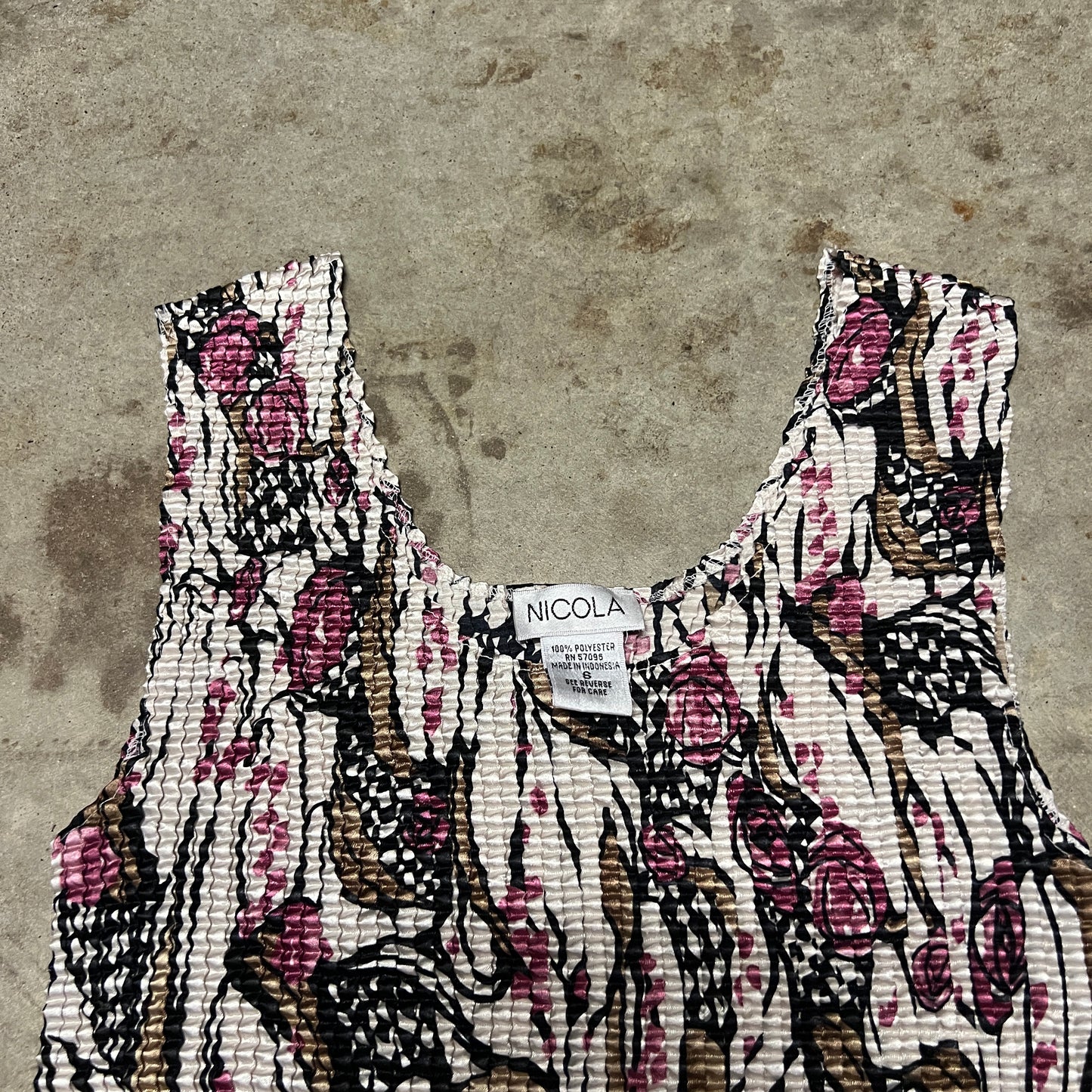(S) Nicola stretchy top