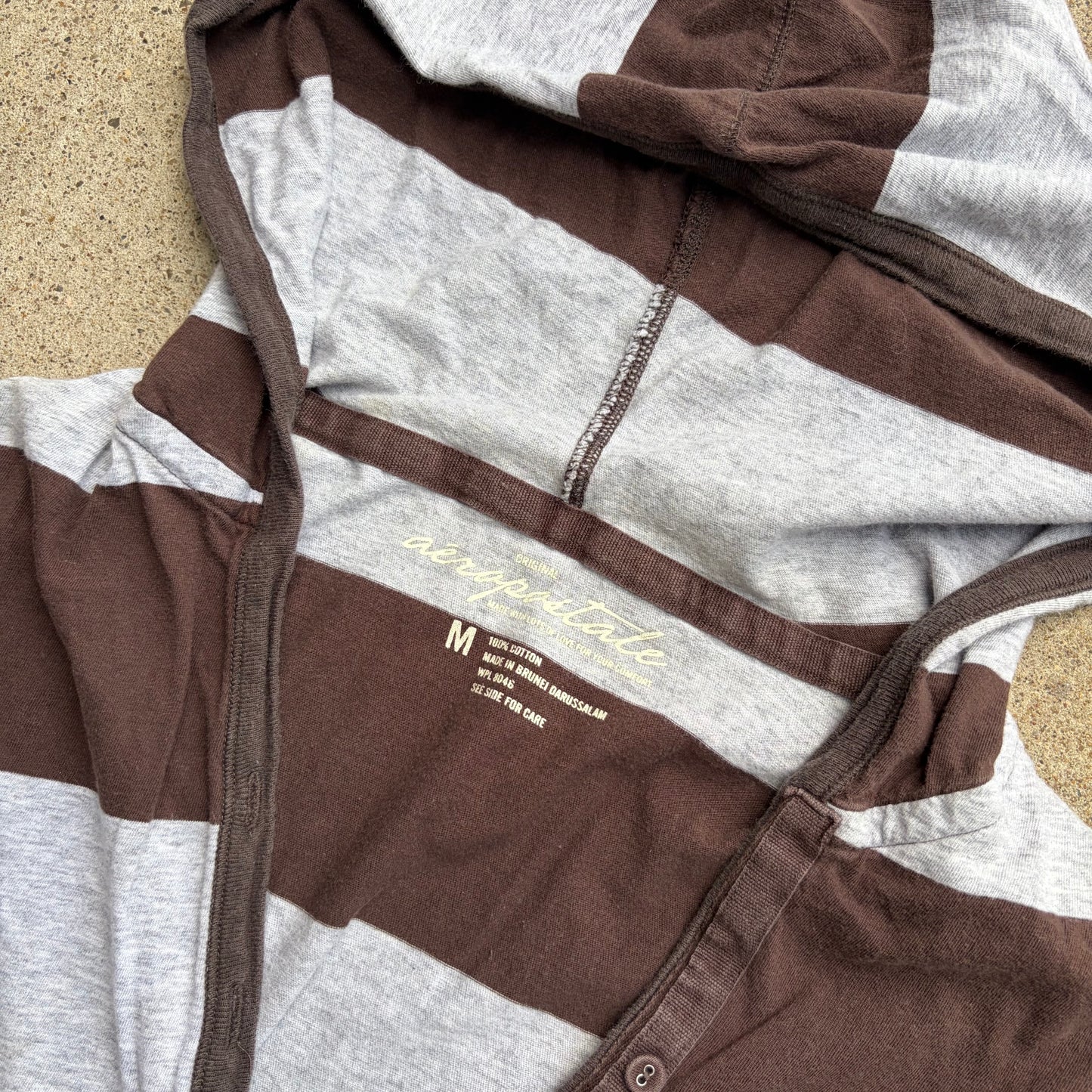 (M) Aeropostale hoodie shirt
