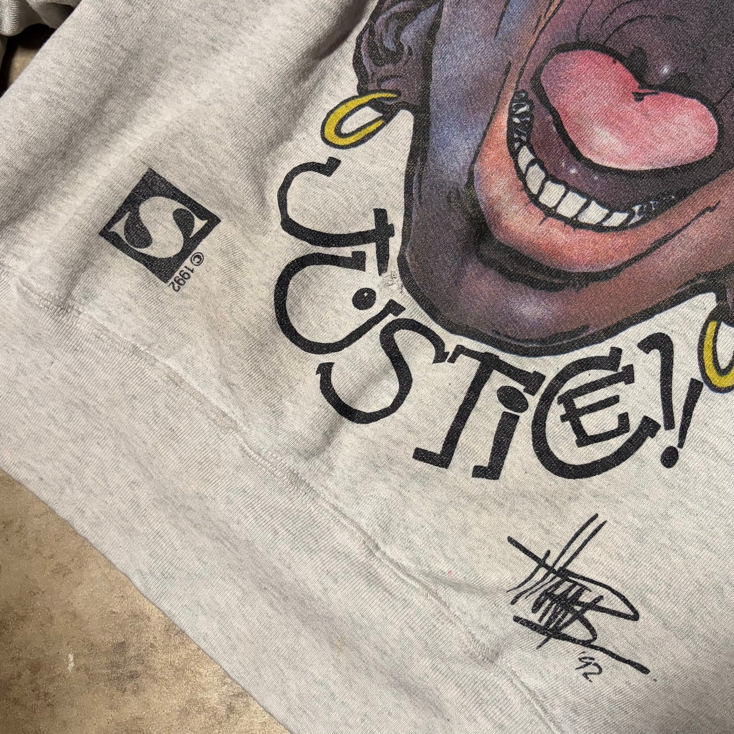 (L) 1992 Justice crewneck