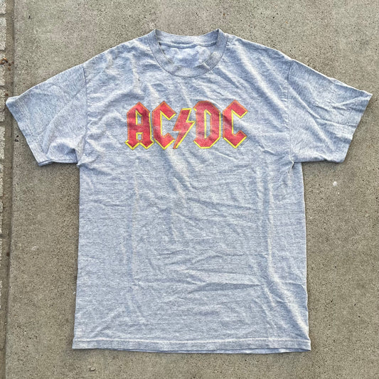 (L) Y2k ACDC distressed band tee
