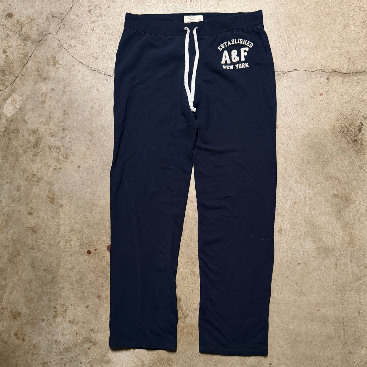 (L) ladies Abercrombie & fitch navy sweatpants