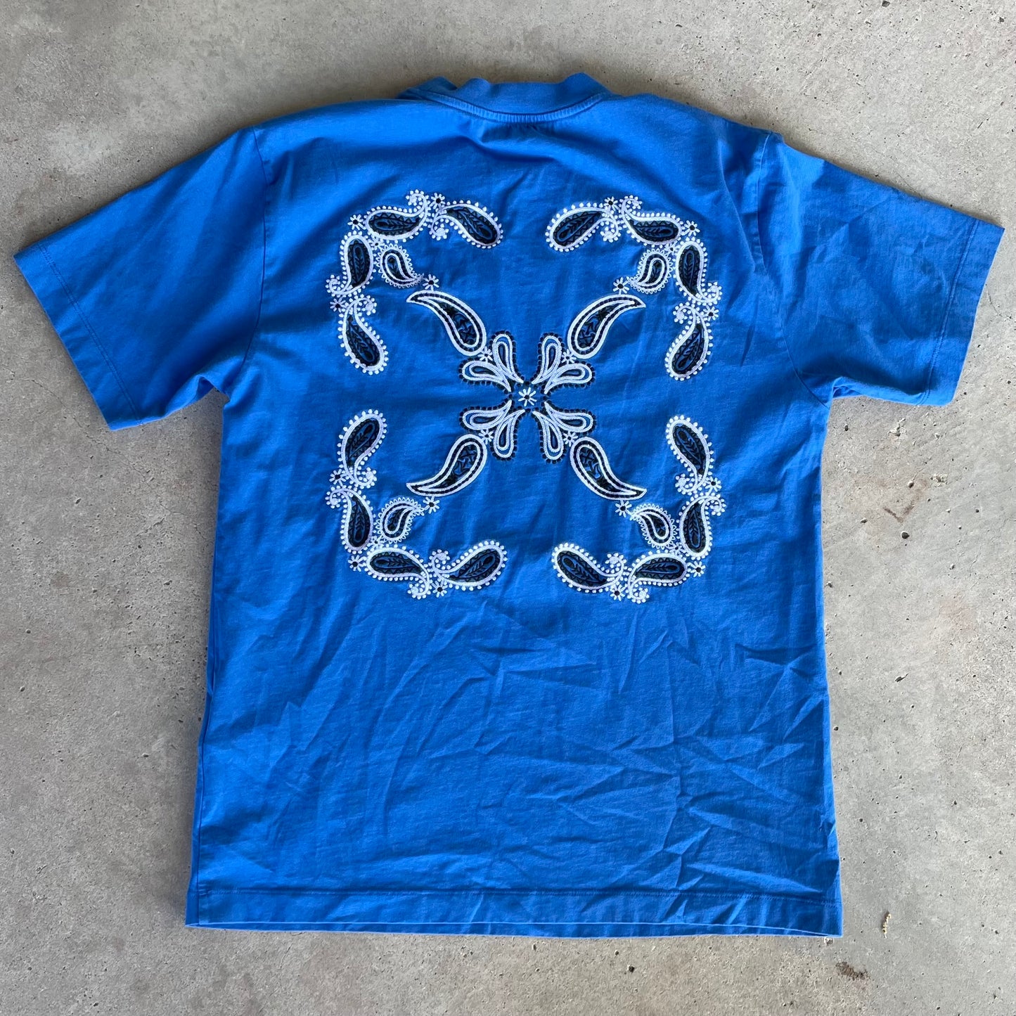 (L) Off white tee
