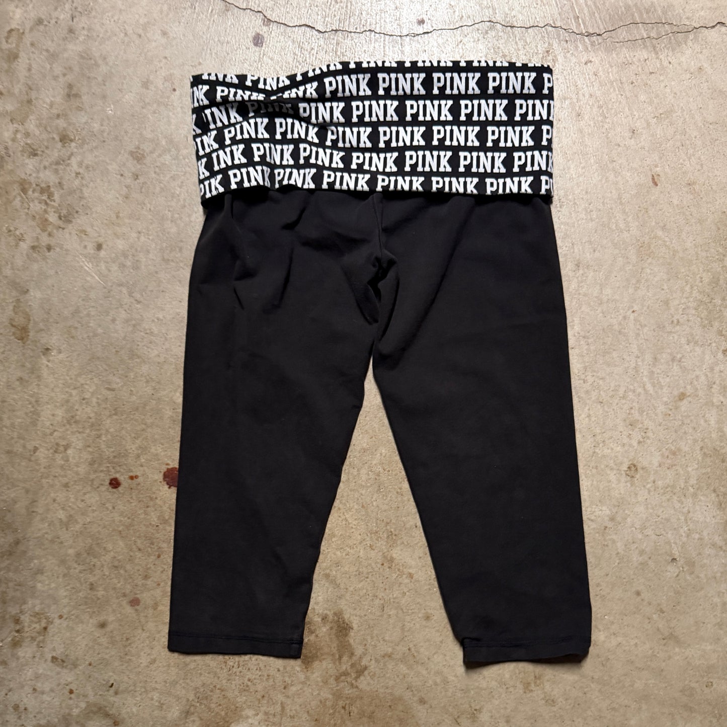 (M) ladies Victoria’s Secret logo capri fold over leggings
