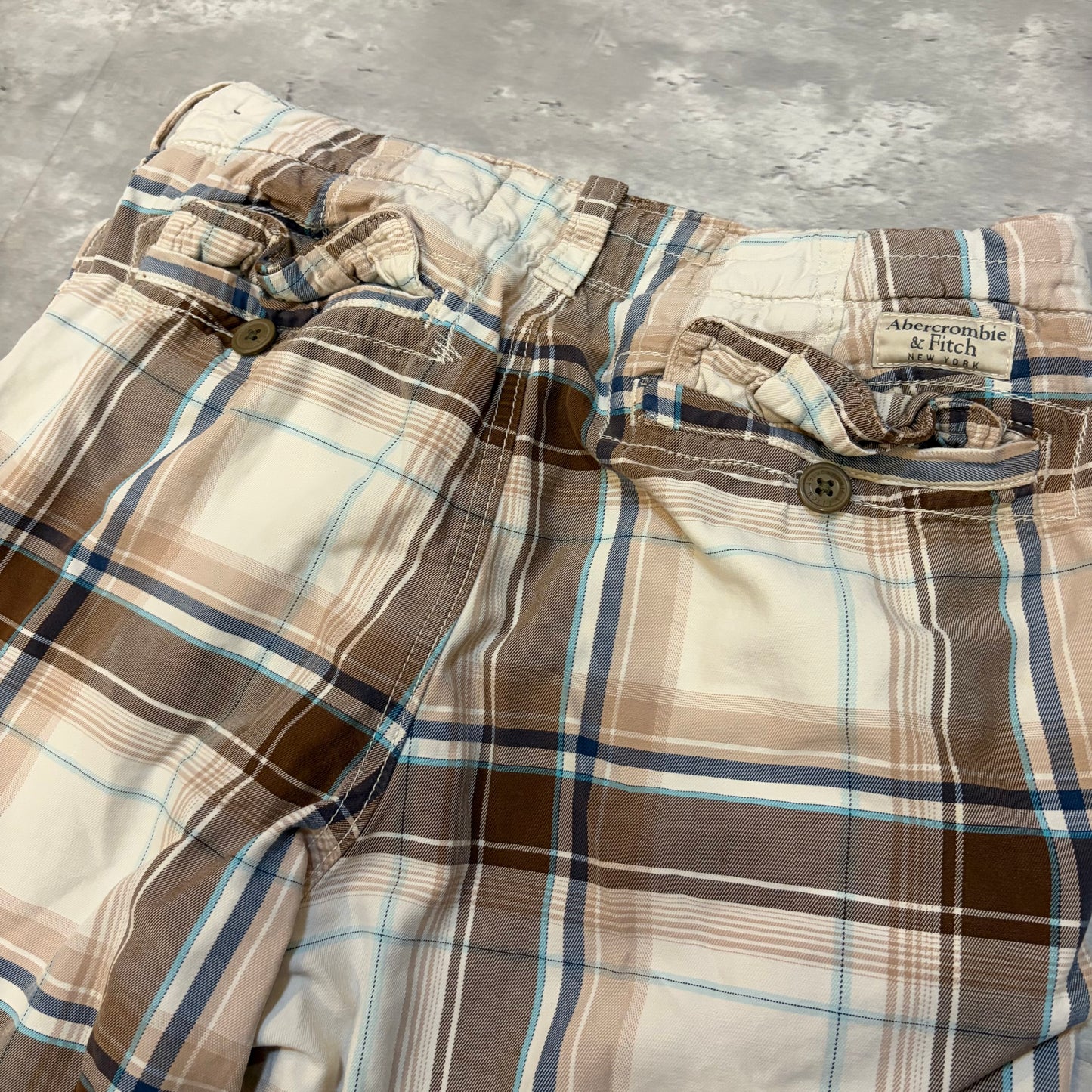 (30) Abercrombie & fitch plaid shorts