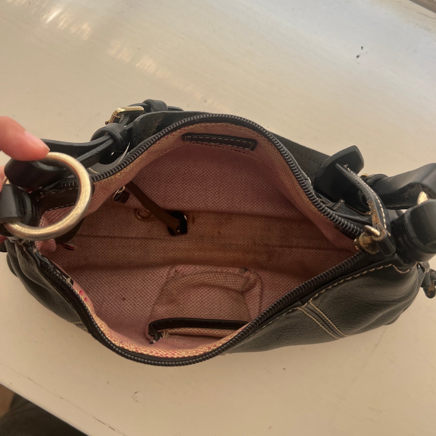 vintage classic dooney & bourke black shoulder bag