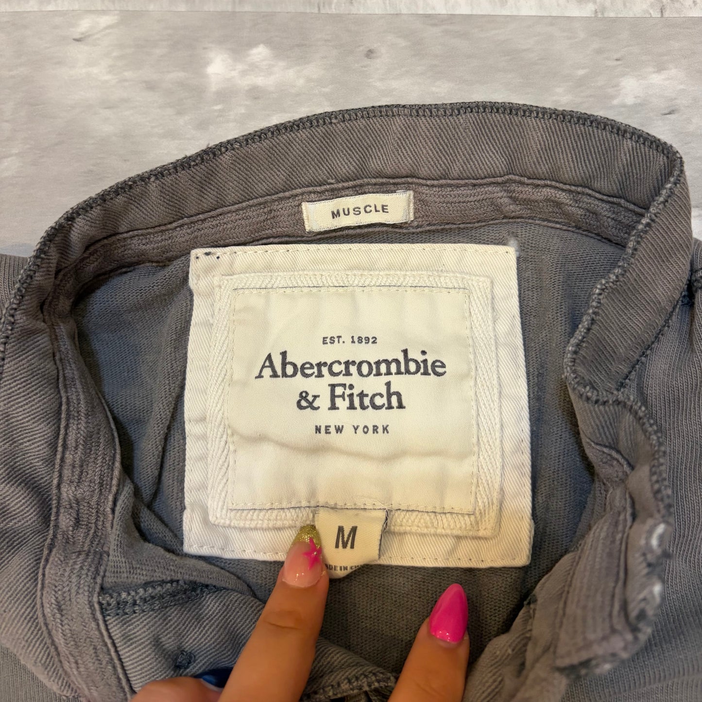 (M) Abercrombie & fitch grey muscle tee