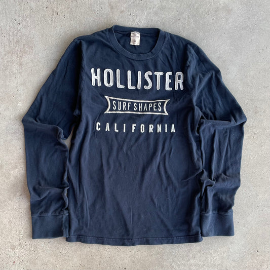 (M) Hollister surf shapes longsleeve