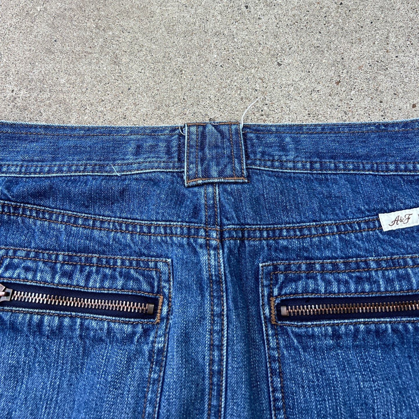 (4) Abercrombie & fitch denim zipper pockets mini skirt