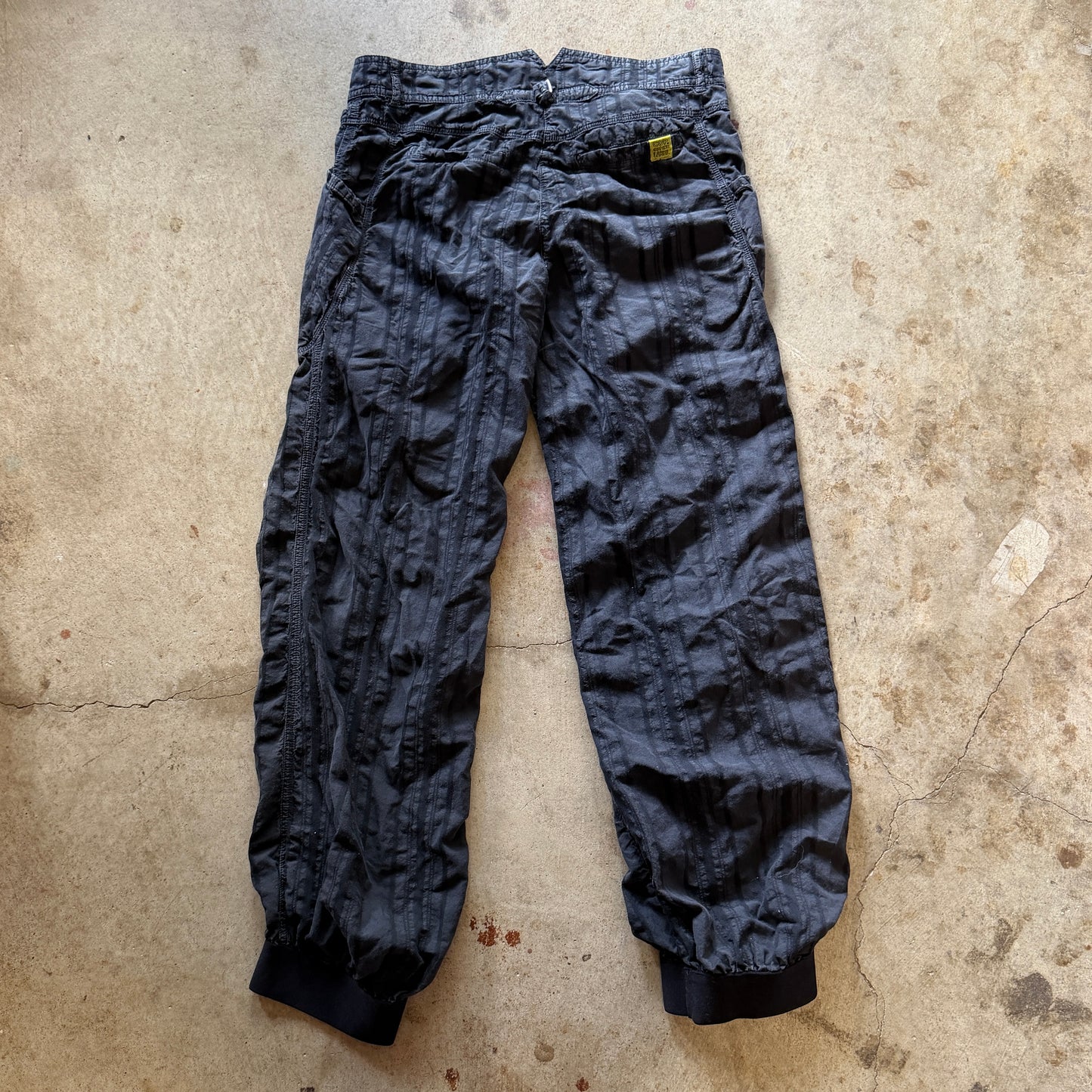 (38) cop copine striped capri pants