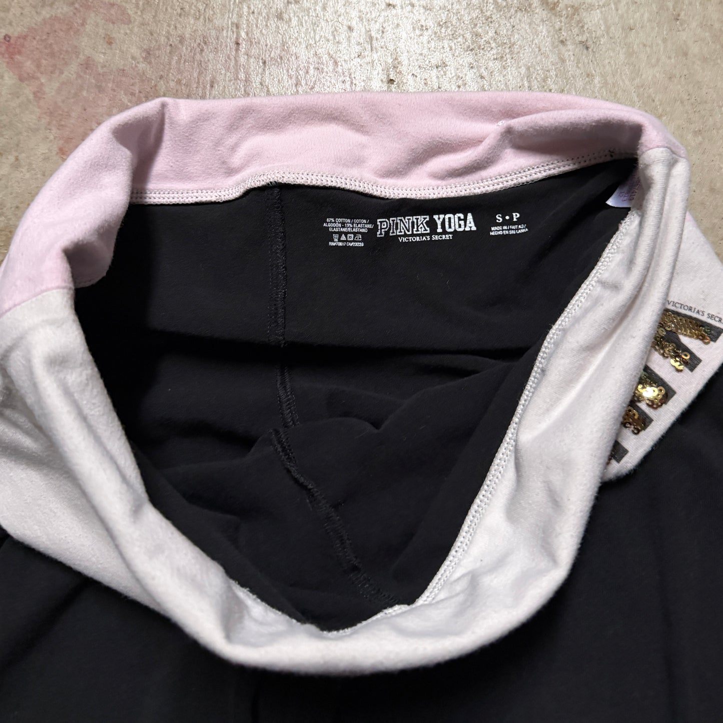 (S/P) ladies Victoria’s Secret love pink skinny fold over legging