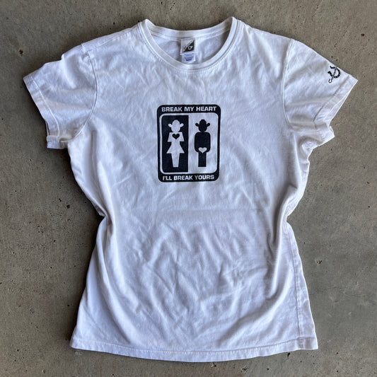 (M) cowgirl up break my heart tee