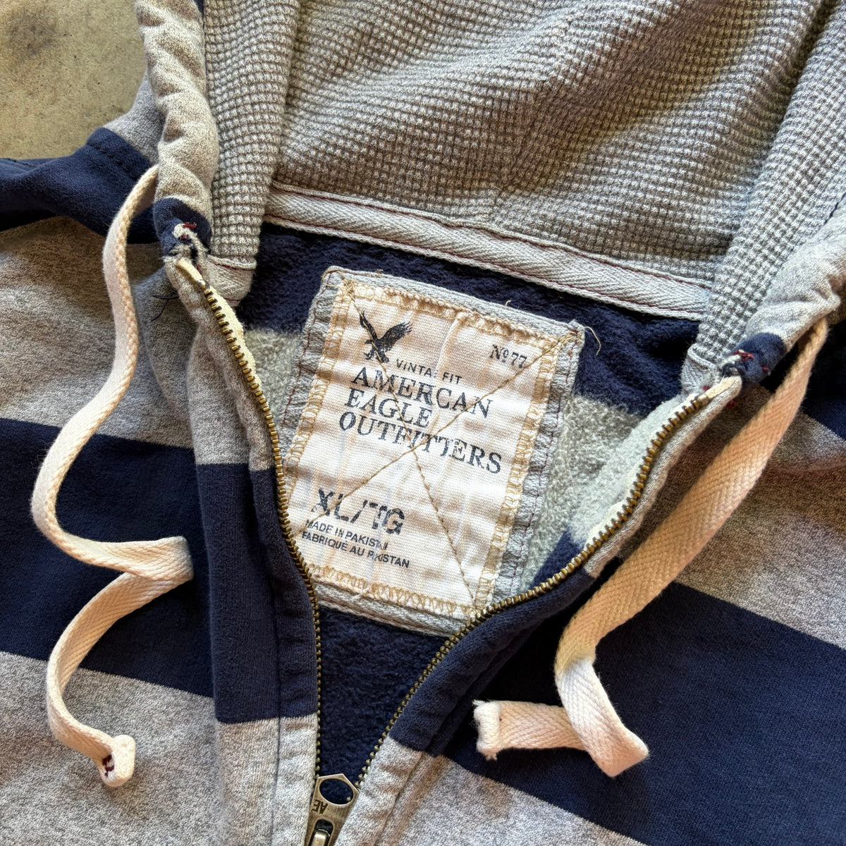 (XL) American eagle outfitters striped zip up