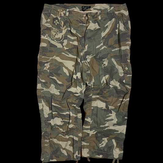 (22W) inc camo cargo pants