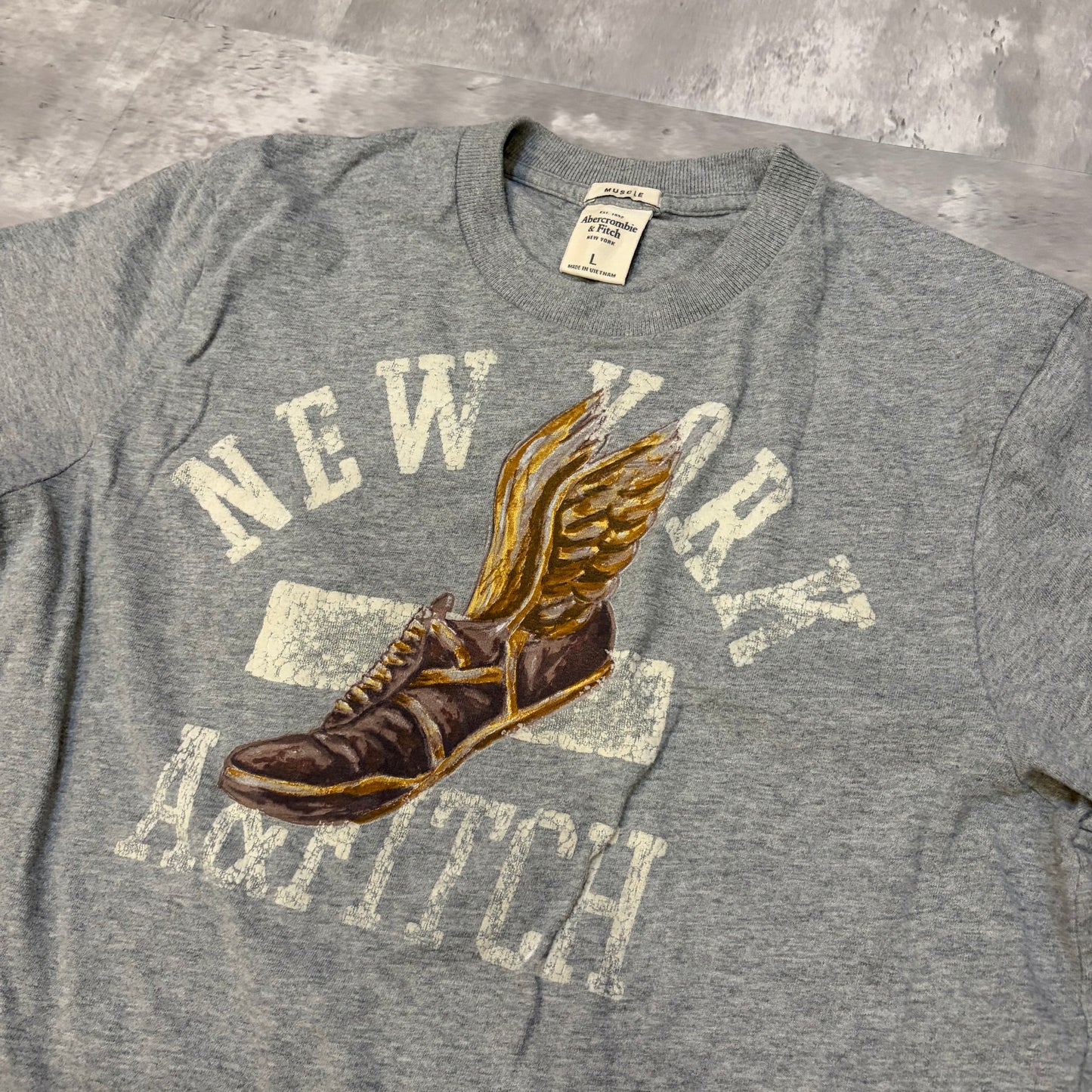 (L) Abercrombie & fitch New York muscle athletic tee