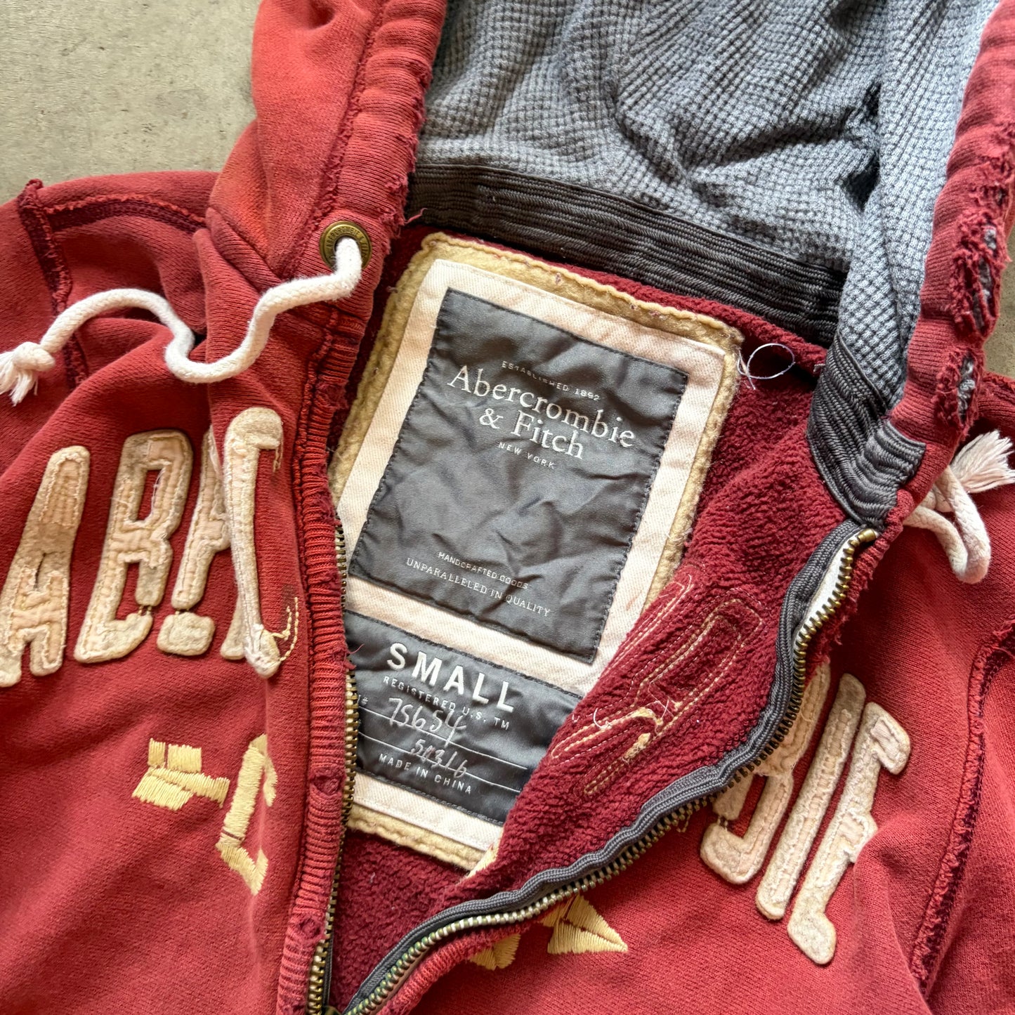 (S) Abercrombie and fitch CC distressed zip up hoodie