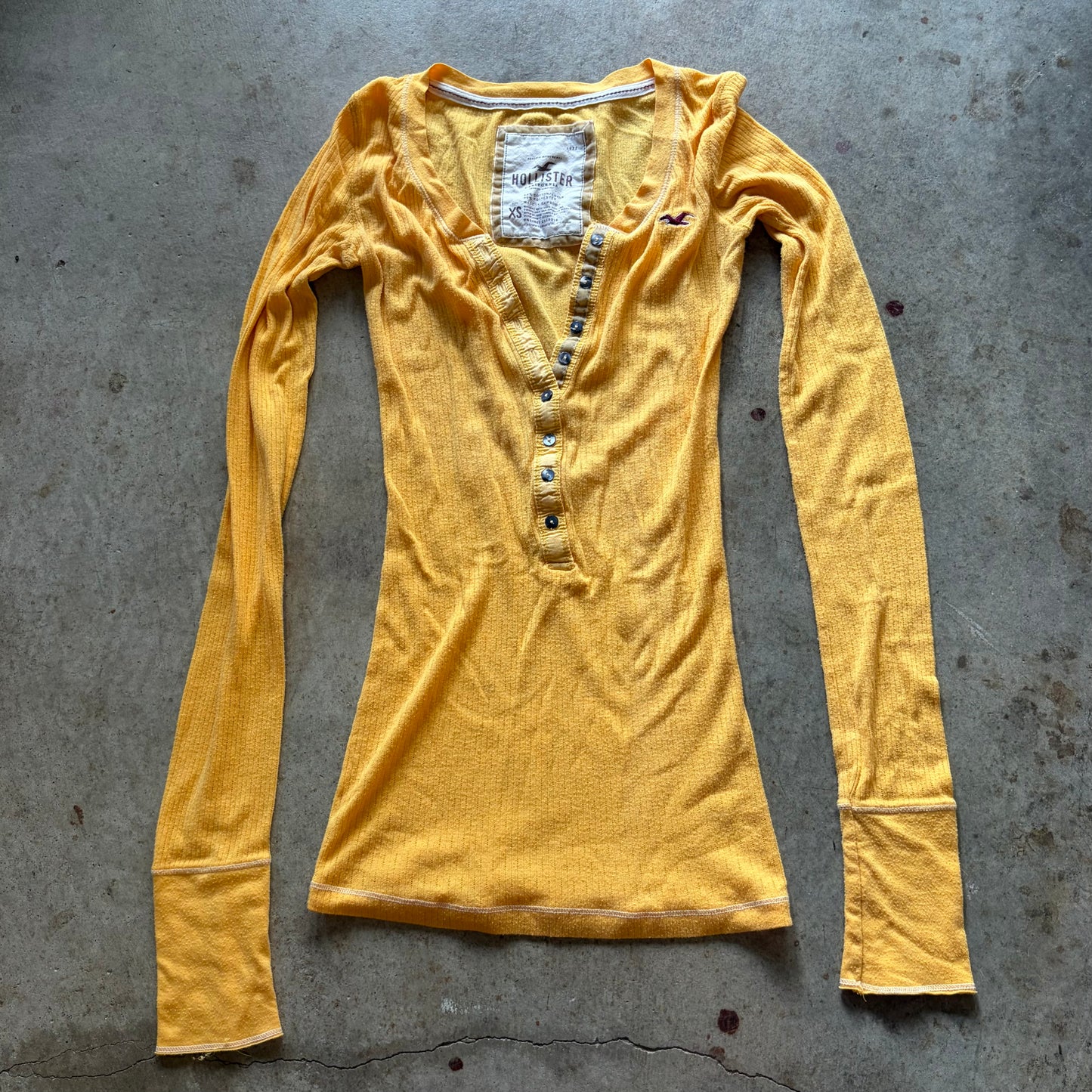 (XS) Hollister yellow Henley long sleeve