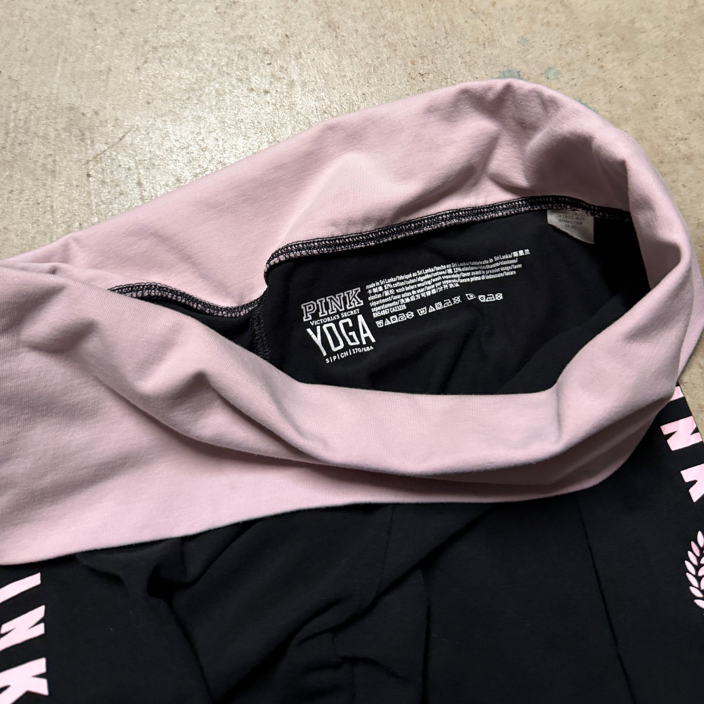 (S/P) ladies Victoria’s Secret pink skinny fold over legging