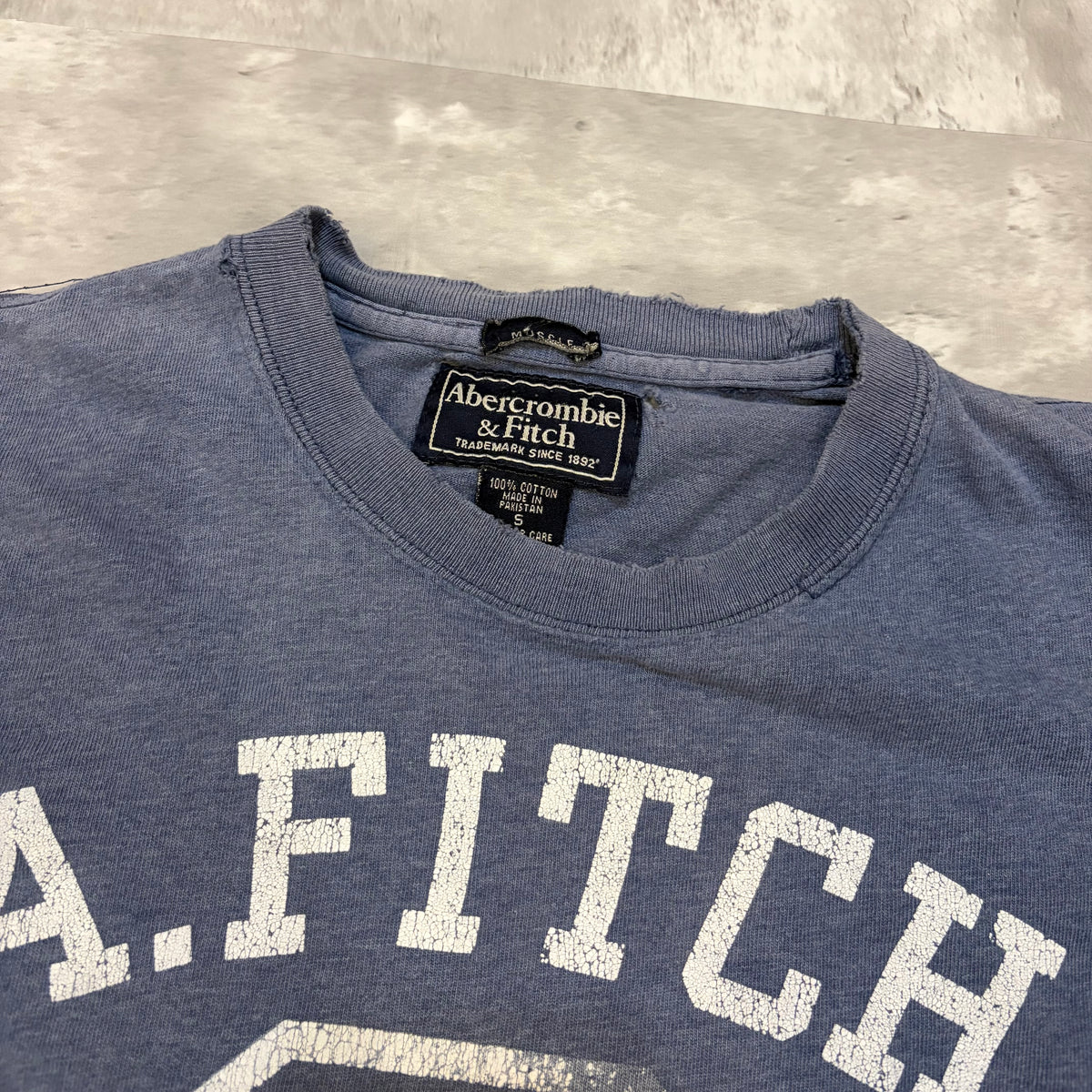 (S) Abercrombie & fitch 6 blue tee