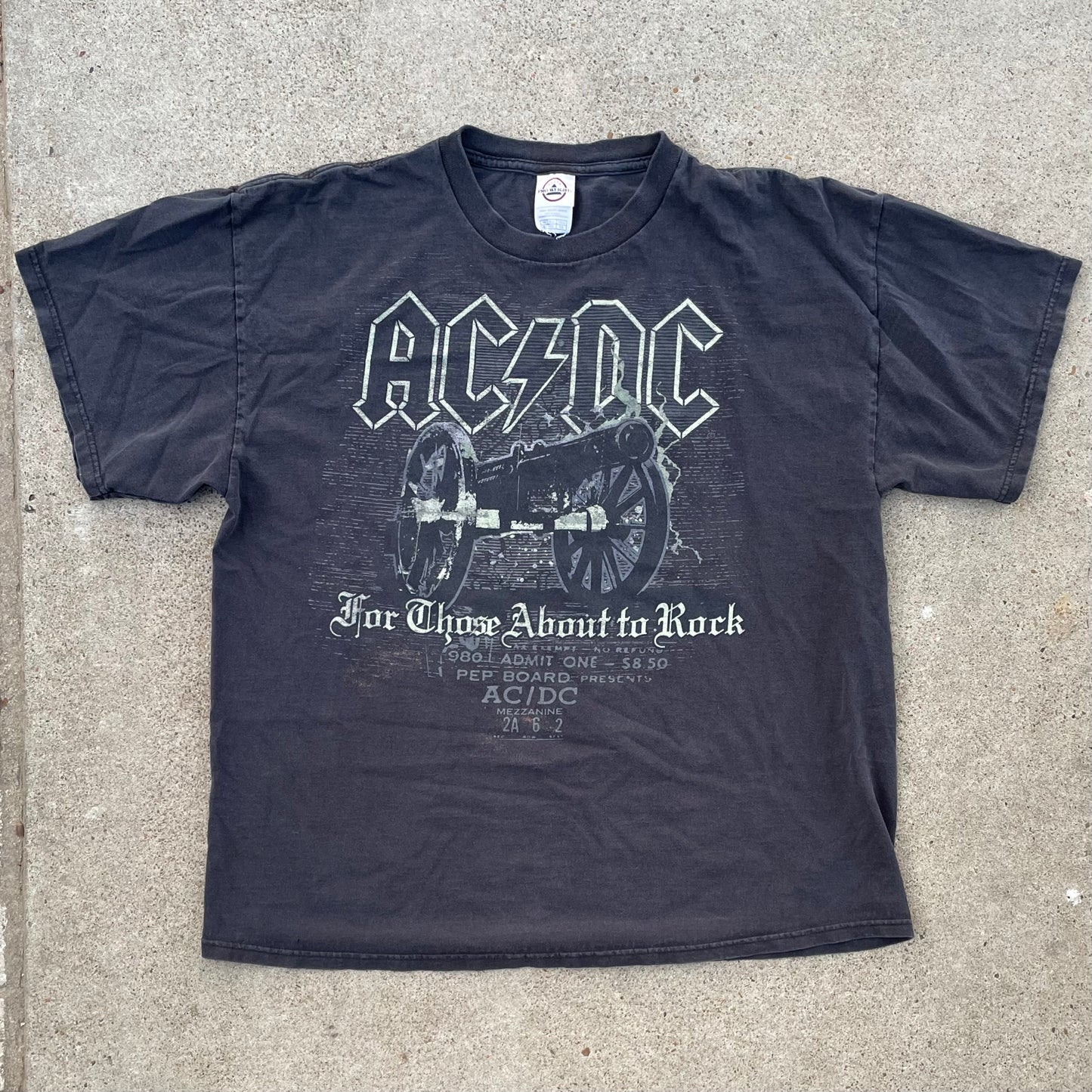 (XL) Y2k ACDC band tee