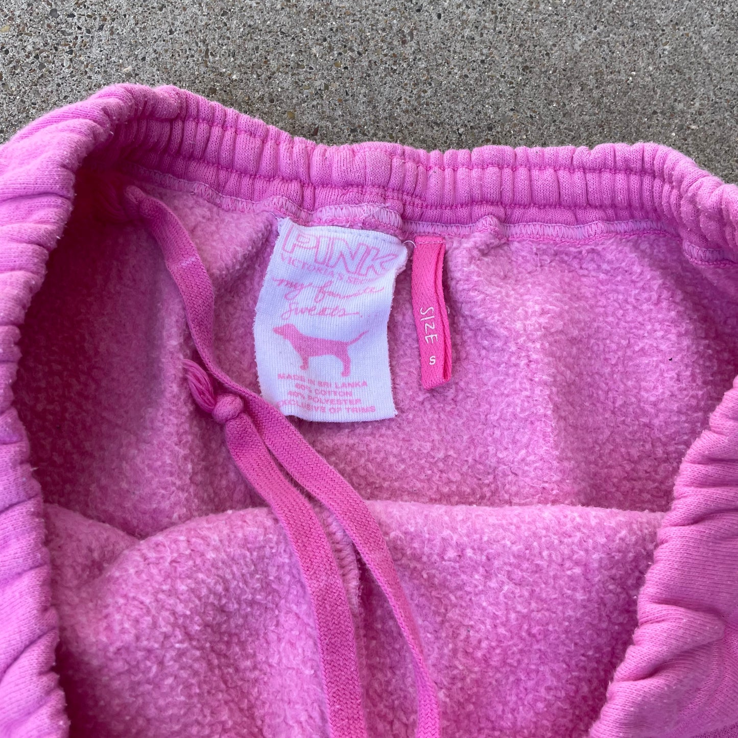 (S) victoria's secret pink spellout jogger capris