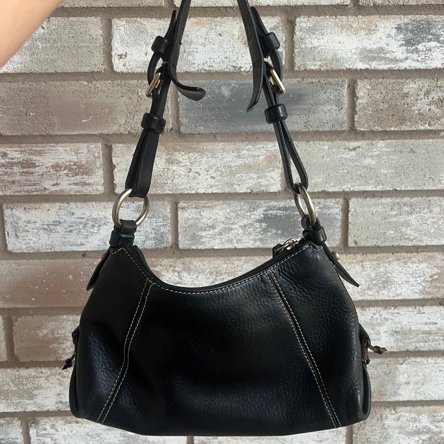 vintage classic dooney & bourke black shoulder bag