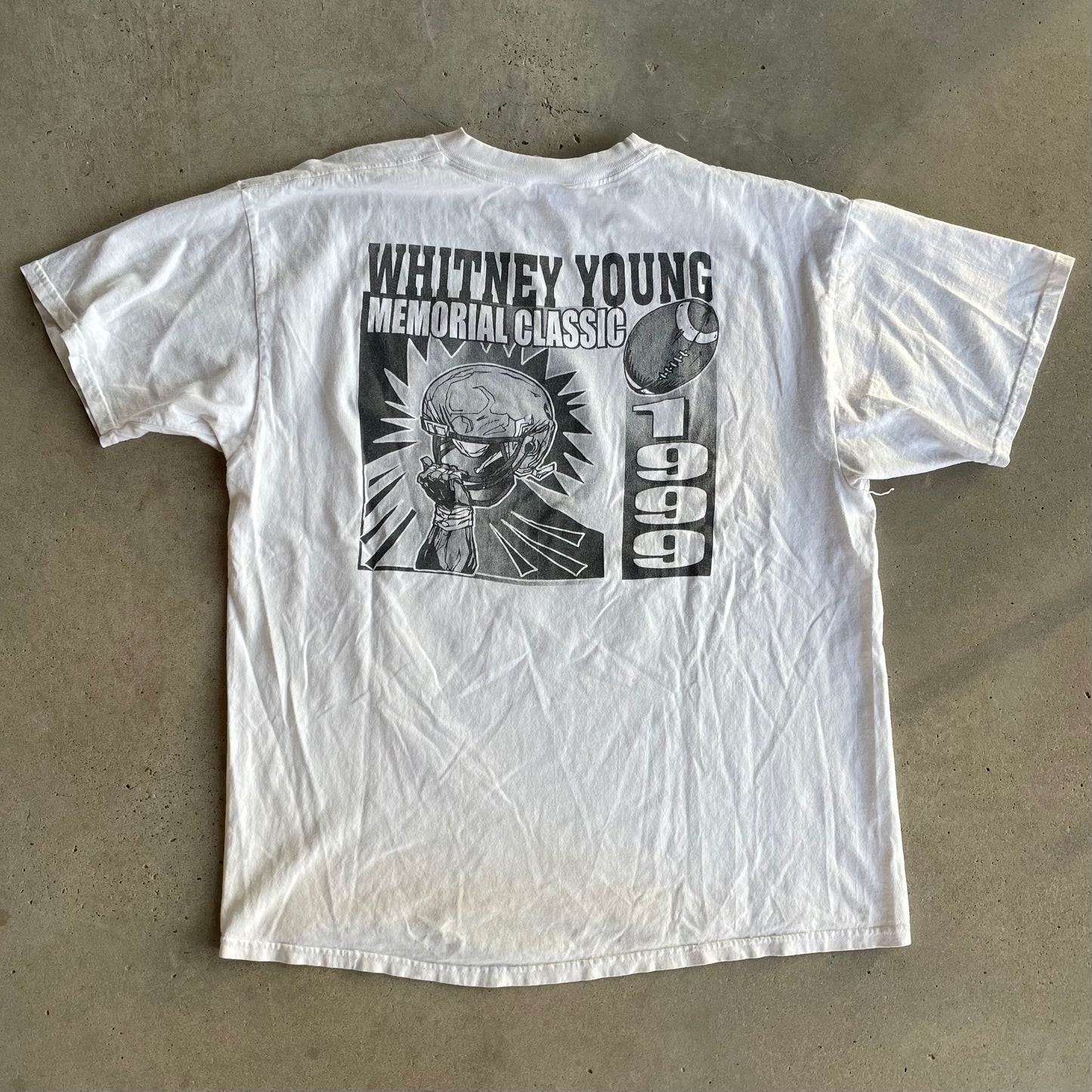 (XL) 1999 Whitney Young football tee