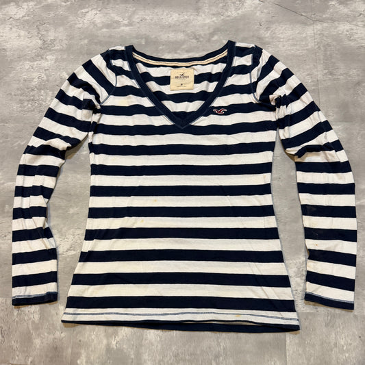 (M) ladies hollister navy striped n-neck long sleeve
