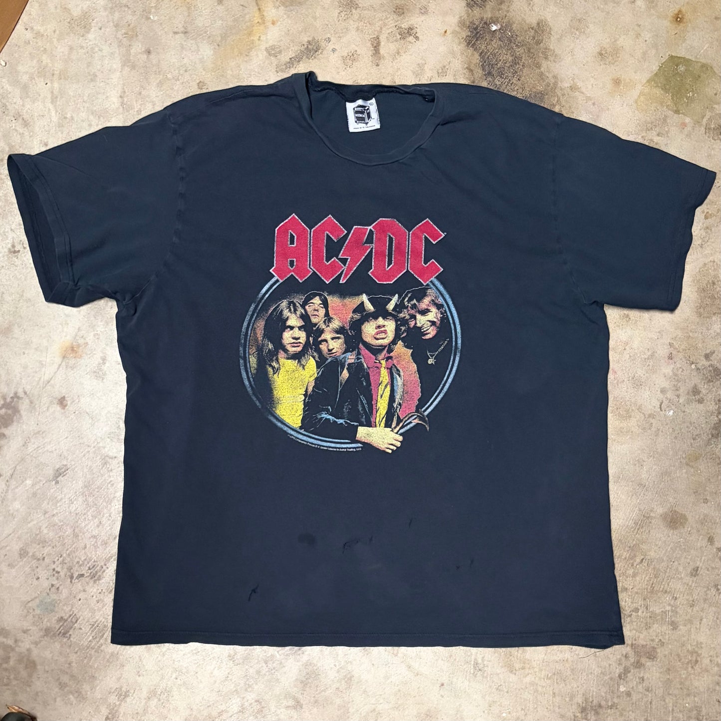 (XL) 2005 AC/DC band tee