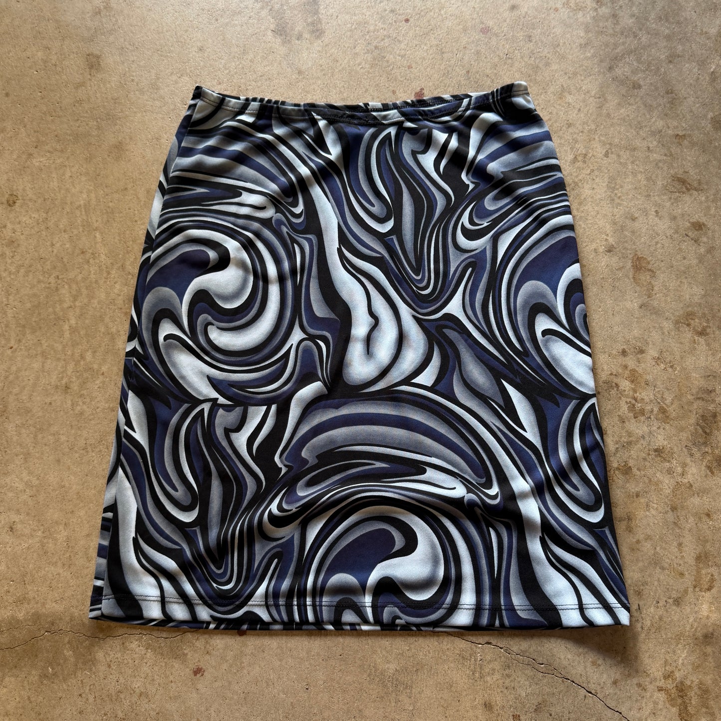 (S) savvy midi skirt