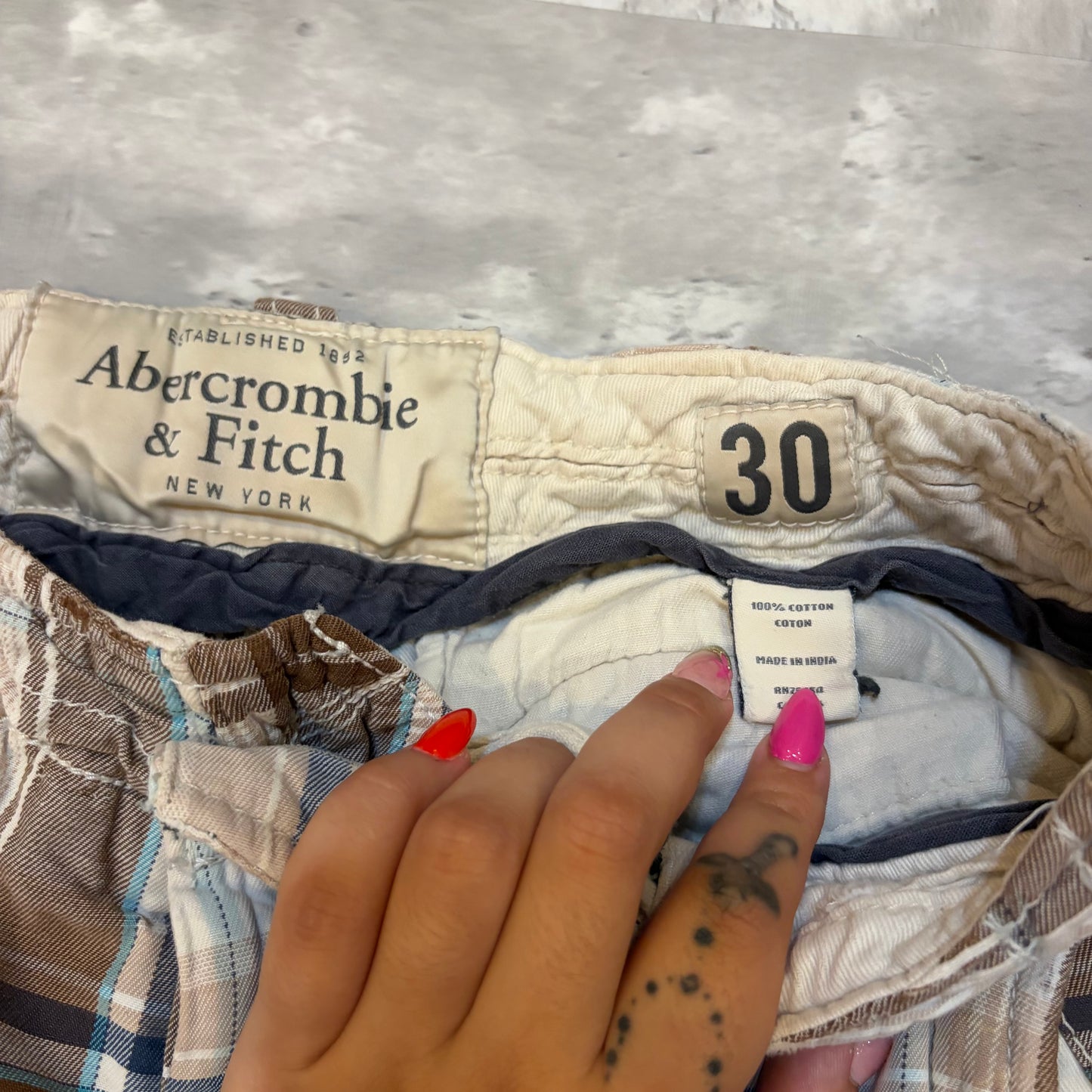 (30) Abercrombie & fitch plaid shorts