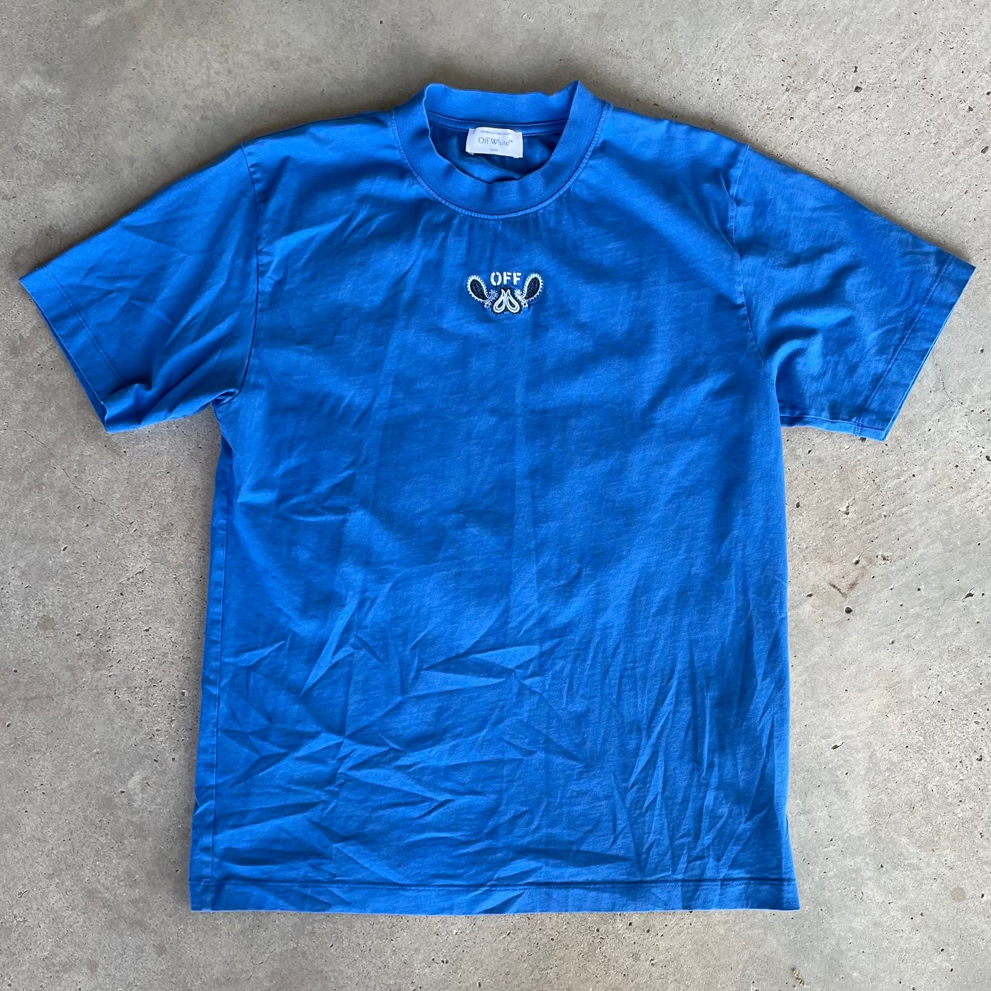 (L) Off white tee