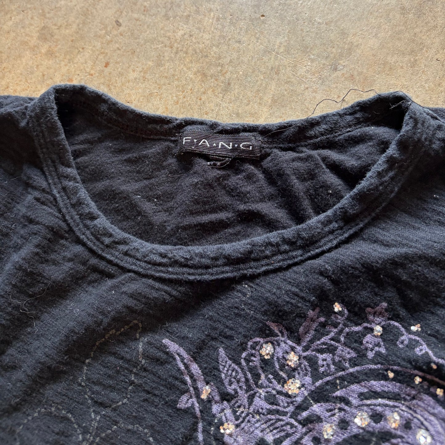 (M) fang tee