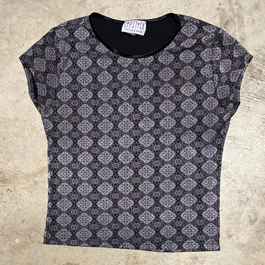 (S) lipstick mesh top