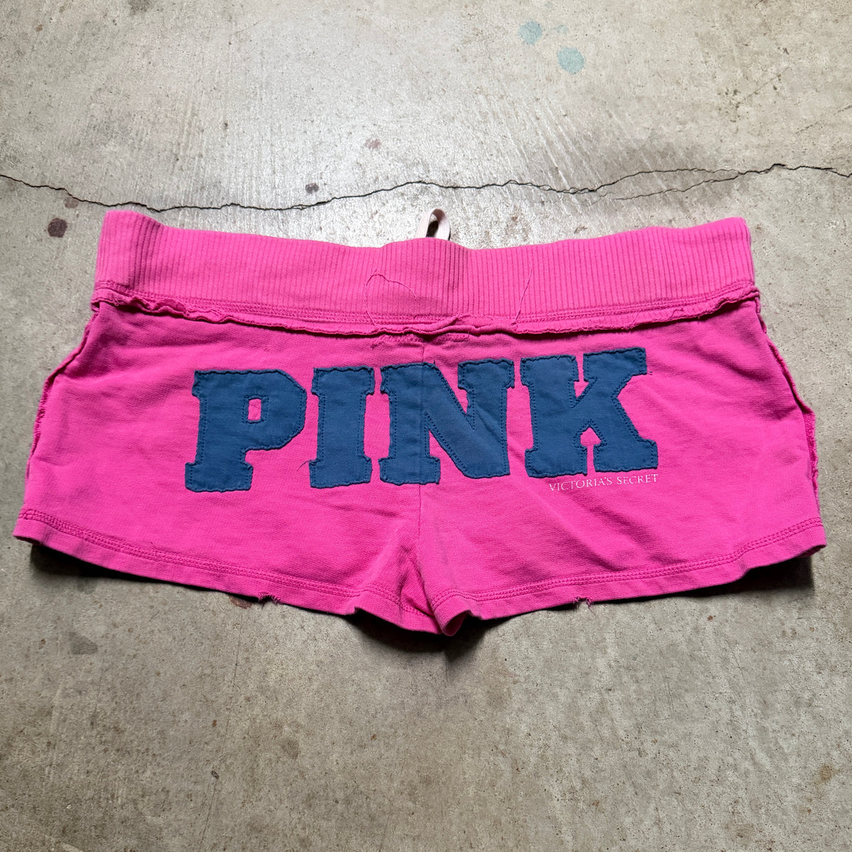 (XS) ladies Victoria’s Secret micro mini spellout shorts