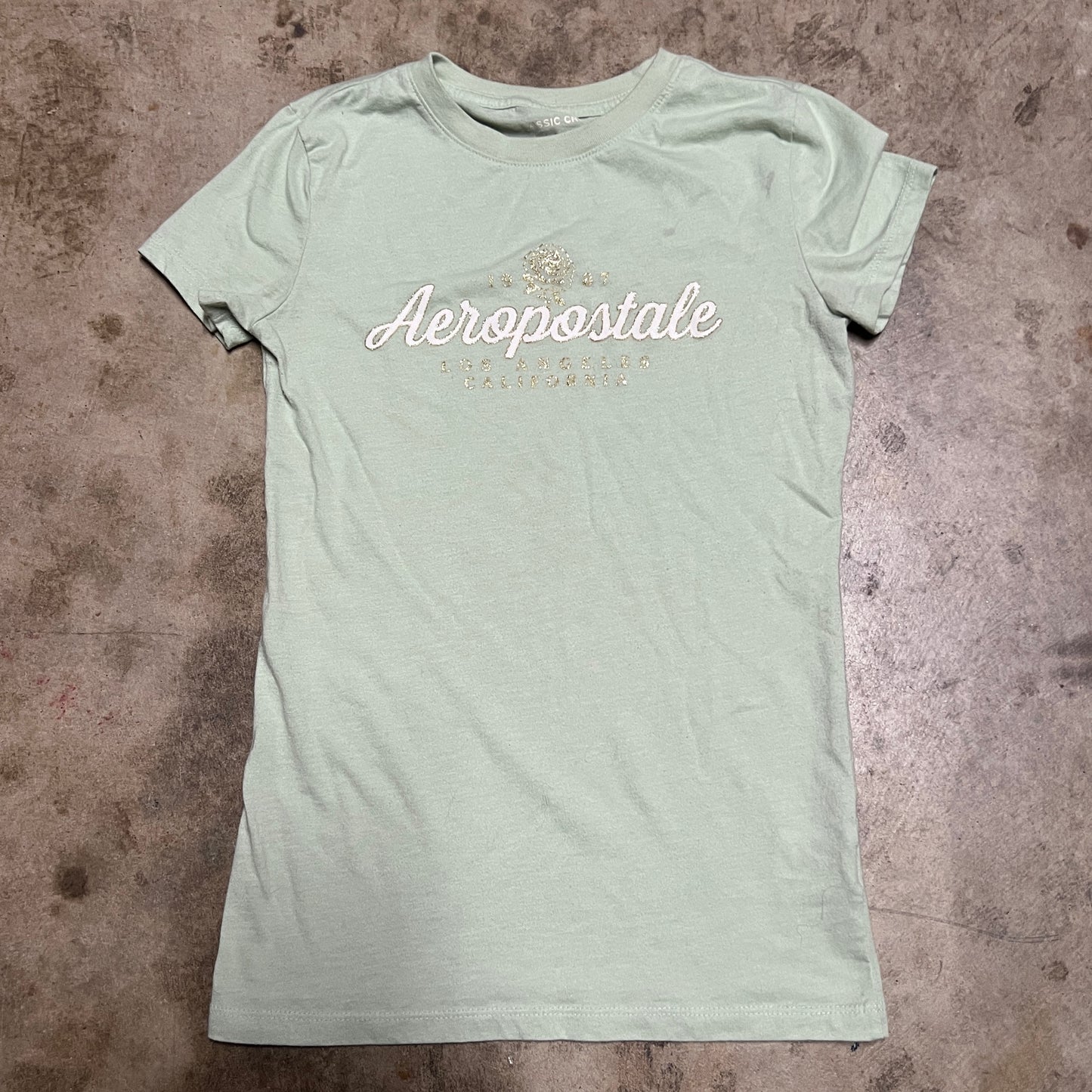 (XS) aeropostale tee