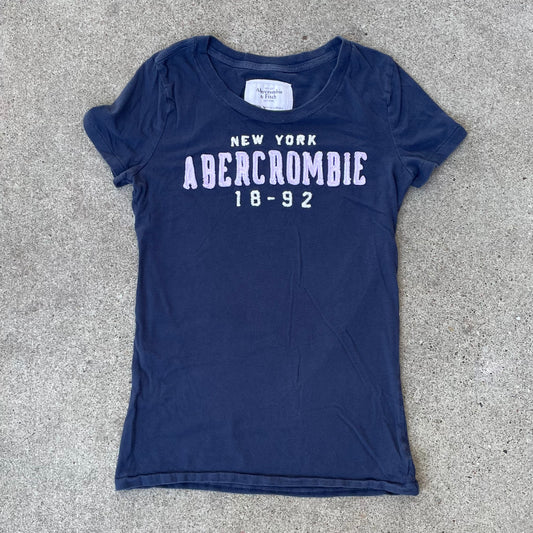(M) abercrombie & fitch tee