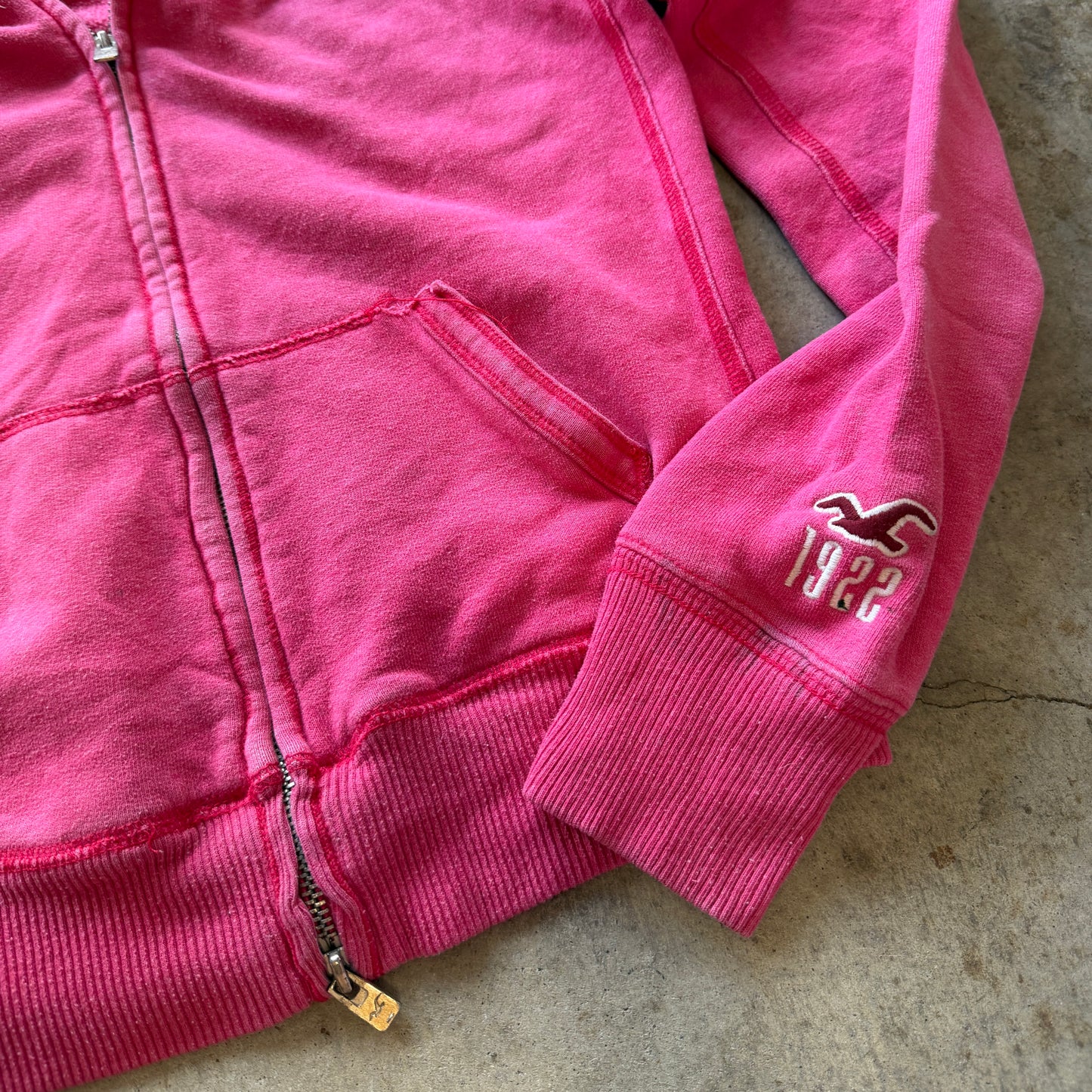 (L) ladies Hollister pink zip up