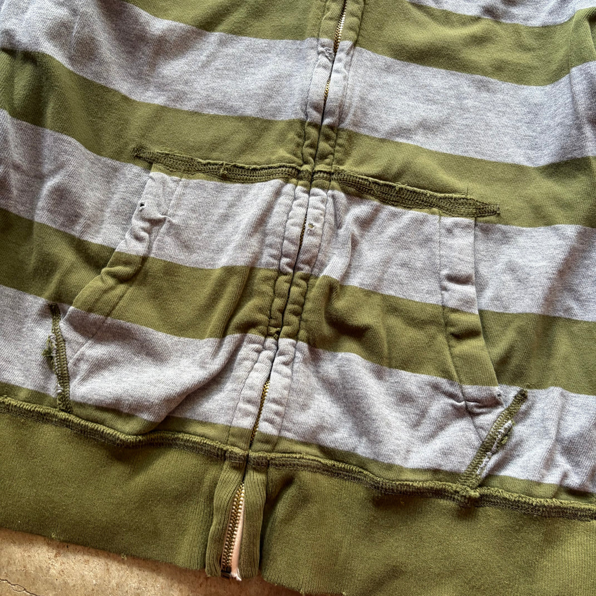 (M) Abercrombie & fitch olive green striped zip-up