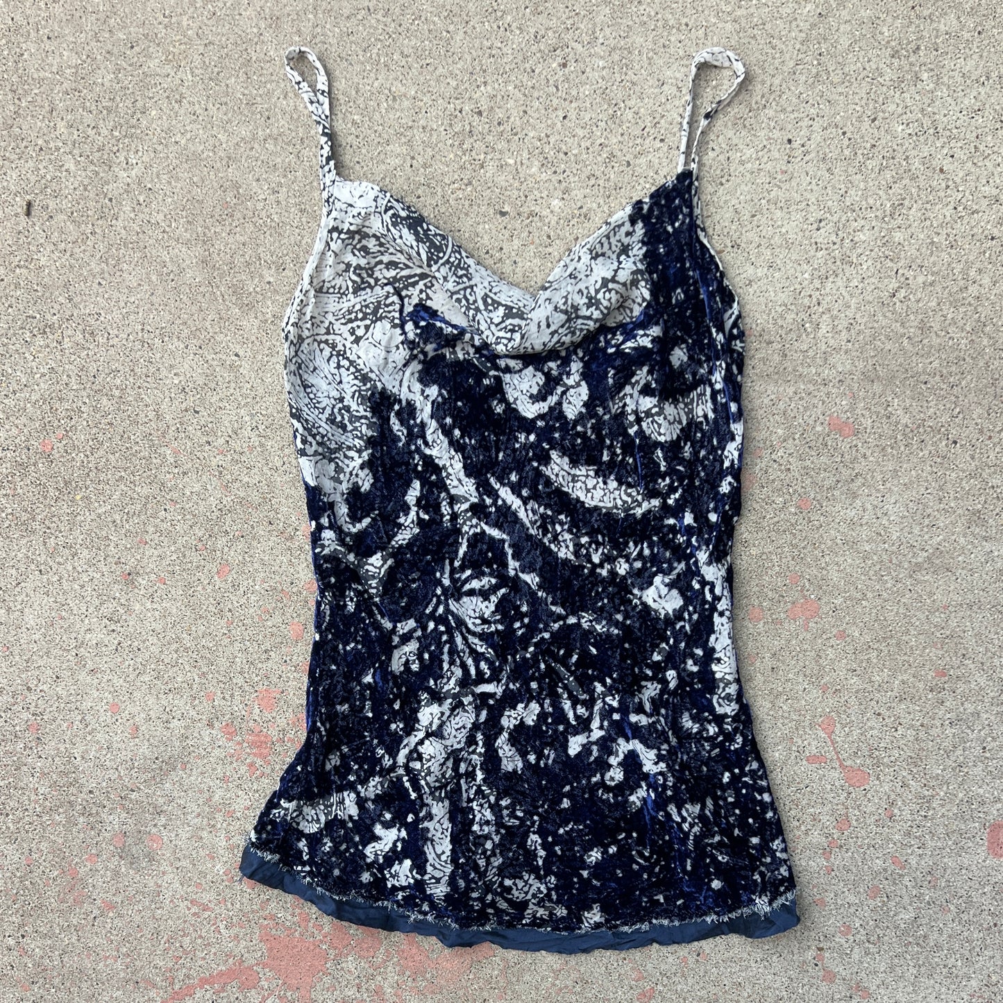 (XS) Elie tahari sheer crush velvet blouse