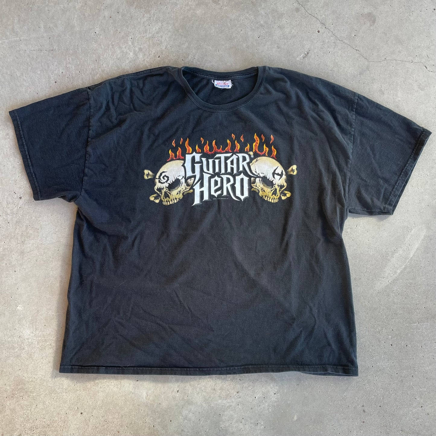 (2XL) 2008 Guitar Hero tee