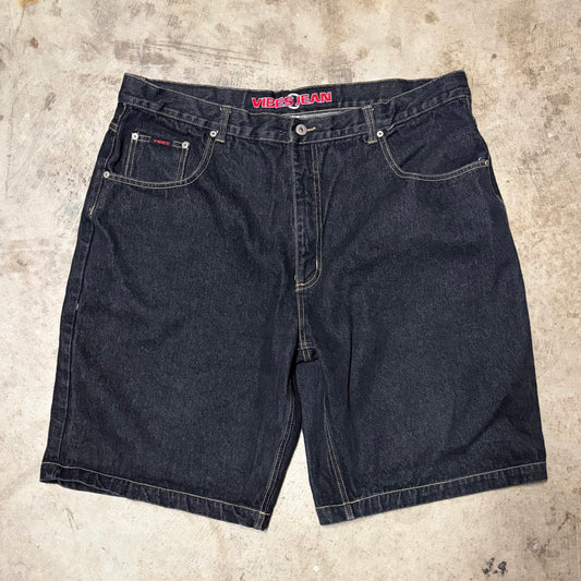 (42) Vibes shorts