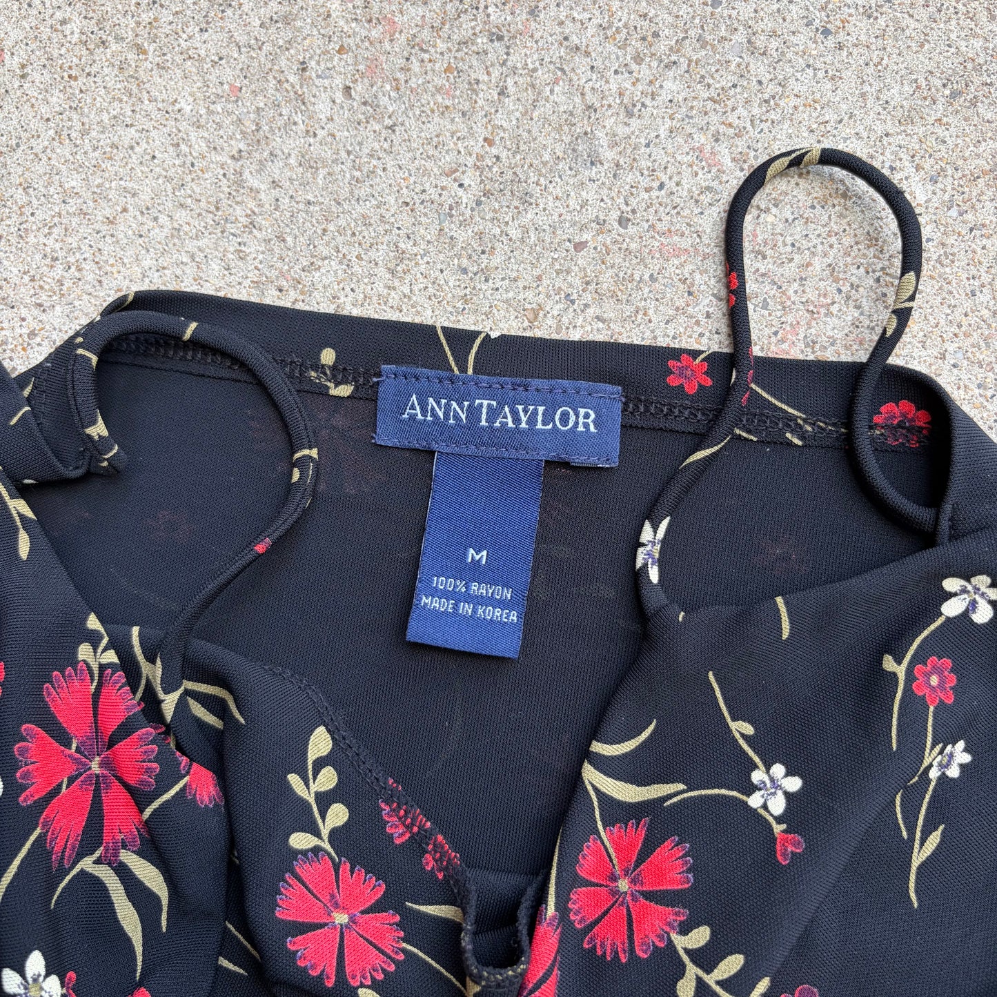 (M) Ann Taylor flower tank top